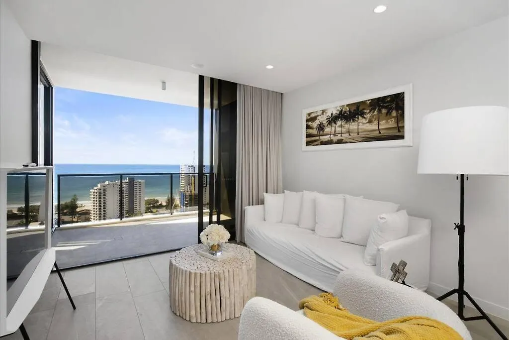 Broadbeach Elegant Apartment With Views! contacts